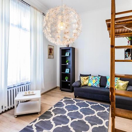 Apartament Z Antresola Przy Rynku Breslávia Exterior foto